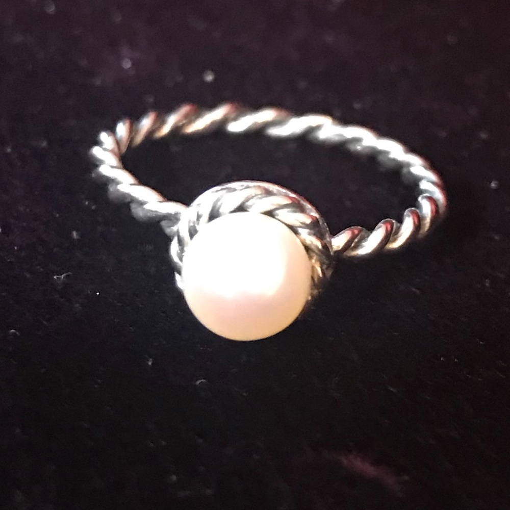 Petite Pearl Ring